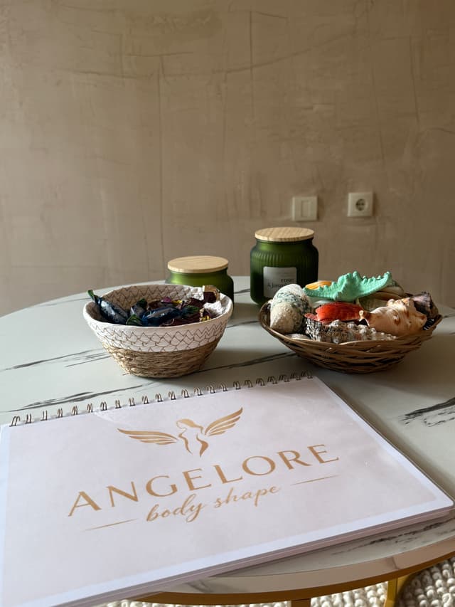 Angelore body shape, Vukov spomenik